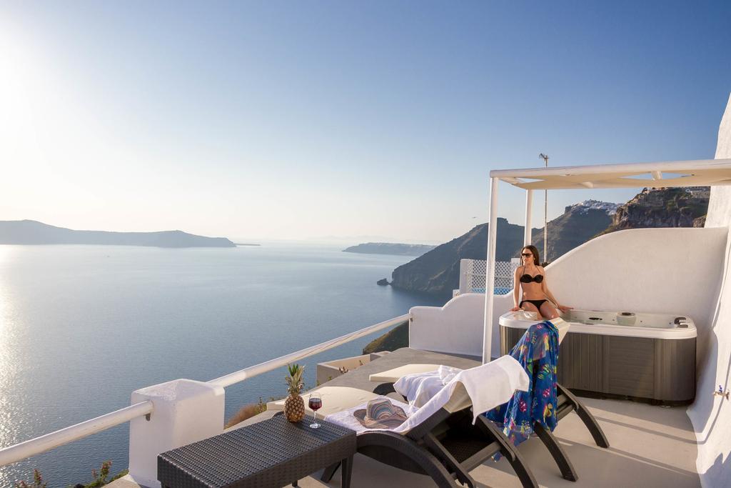 Asma Suites Φηρά Δωμάτιο φωτογραφία