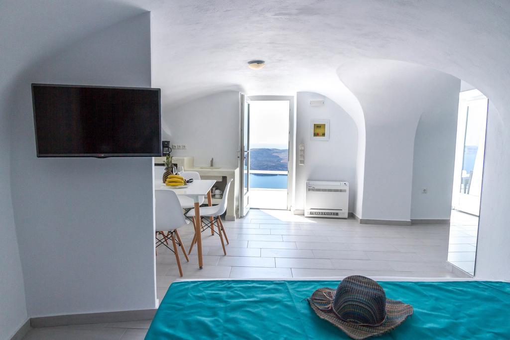 Asma Suites Φηρά Δωμάτιο φωτογραφία